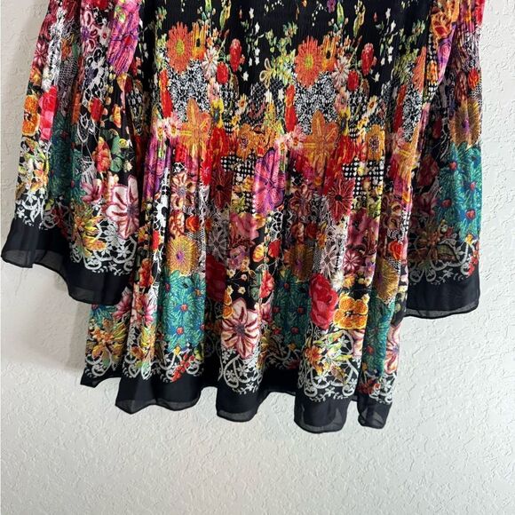 Melissa Paige Floral Multicolor Women's Top Bell Sleeves - Picture 5 of 11